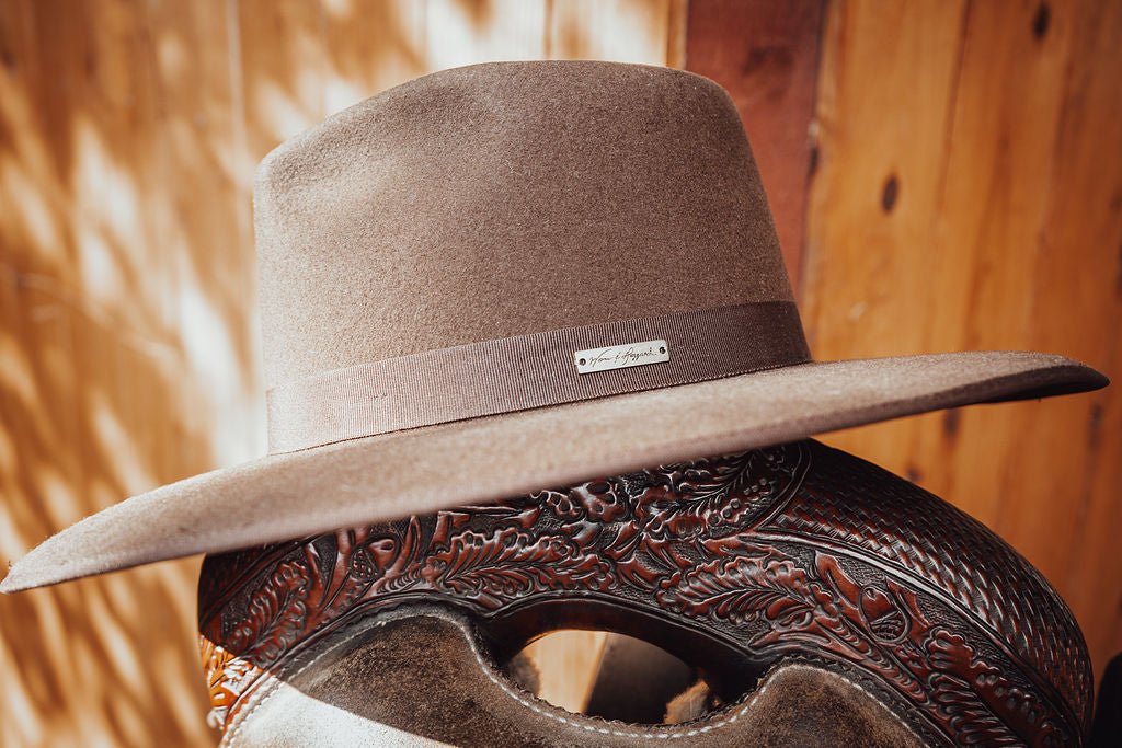 THE COLONEL TAYLOR - Worn & Haggard